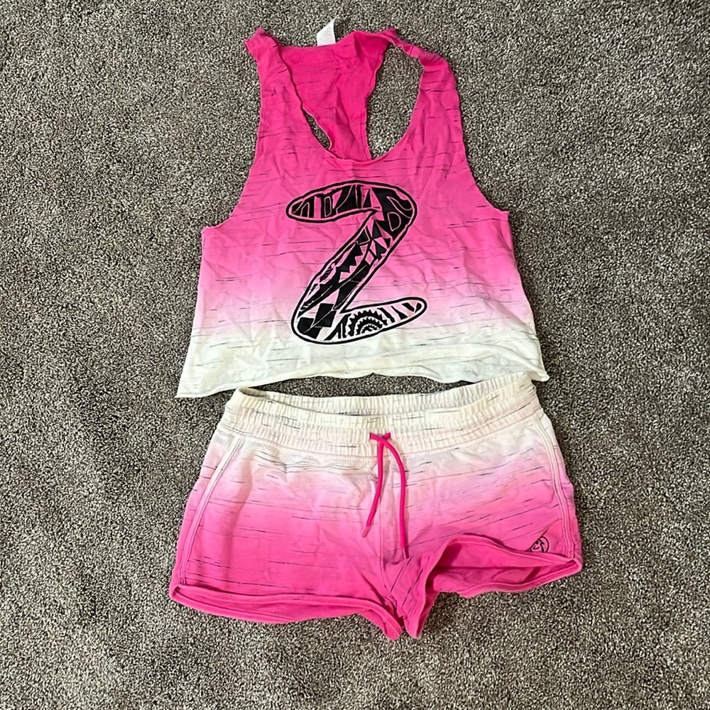 - Zumba shorts set